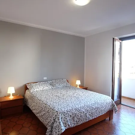 Isa Villa