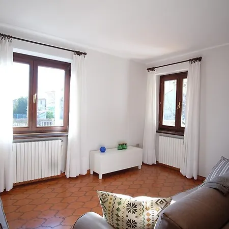Isa Villa Castelletto sopra Ticino